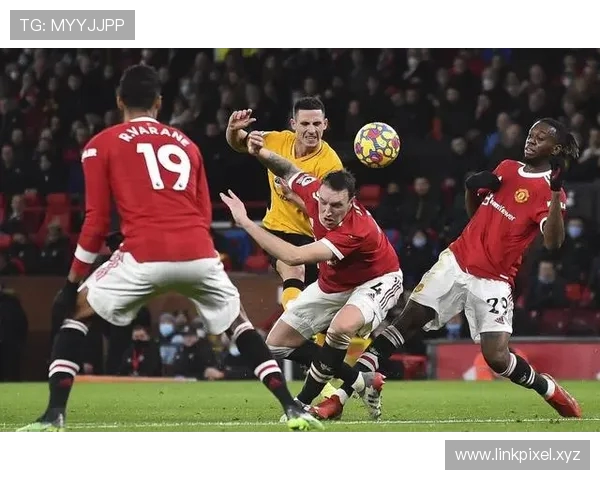 拉曼斯无缘安特卫普大名单 英媒曝曼联引援费1700万镑